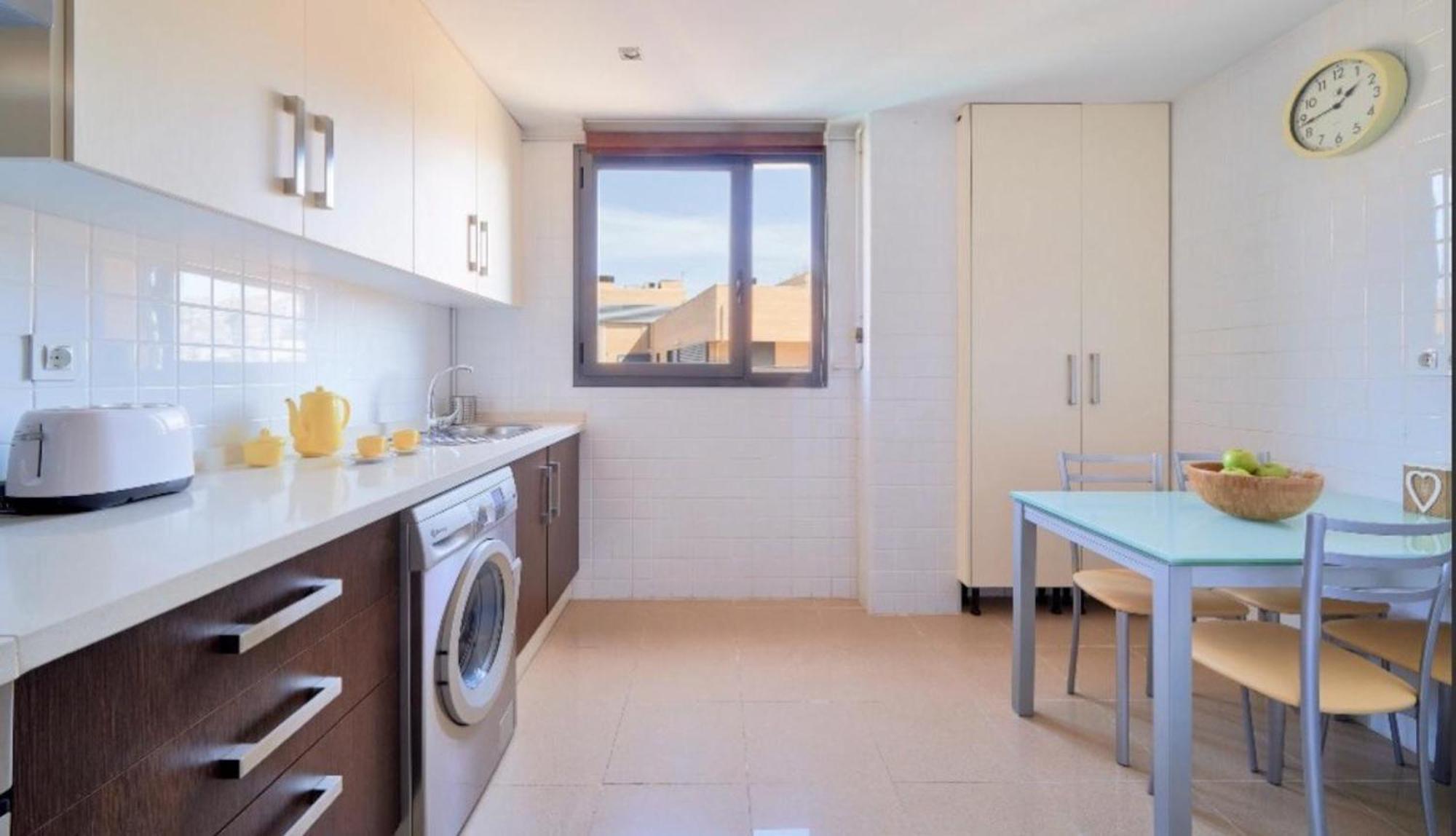 Holidays2Malaga Heroe De Sostoa Con Piscina Junto Estacion Ave Y Playa 外观 照片